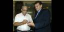 Entregan a los Van Van Placa Conmemorativa Aniversario 280 de la Fundación de la Universidad de La Habana