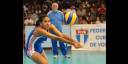  Lisbet Arredondo recibe el balón