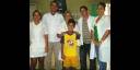 Médicos camagüeyanos junto a Osdelvis Pérez