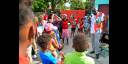 Participantes de la primera Misión de Solidaridad con Cuba de la Federación Mundial de Juventudes Democráticas visitaron el barrio El Husillo