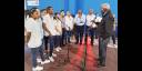 Juan Esteban Lazo Hernández,  en diálogo con estudiantes, profesores