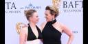Actriz británica Kate Winslet  junto a su hija