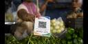 El código UPI Universal Payments Interface se ve en una tienda de verduras en Mumbai, India, 01 de agosto, 2022