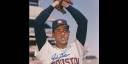 Miguel Ángel Cuéllar Santana ganó el Cy Young en 1969.