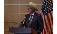 Embajador de Estados Unidos Ken Salazar.