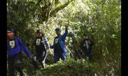 Los 65 jóvenes que protagonizan la ruta histórica Con Fidel en las alturas iniciaron este martes el ascenso hasta la elevación más alta de Cuba: el Pico Turquino