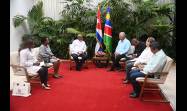 Díaz-Canel sostuvo un encuentro con Hendrik Goagoseb, quien finaliza su misión en Cuba al frente de la sede diplomática del hermano país africano.