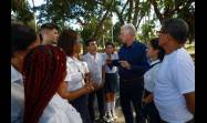 El Presidente Díaz-Canel compartió con miembros de la Federación de Estudiantes de la Enseñanza Media