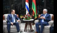 Presidente cubano intercambió con Primer Ministro de Belarús