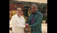 El canciller cubano con su homólogo de Ghana, Sam Okudzeto Ablakwa