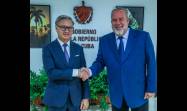 Fraternal encuentro con Thongsavanh Phomvihane, titular de Asuntos Exteriores de Laos.