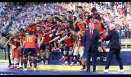 La selección española de fútbol eliminó al presidente Donald Trump de su foto de celebración tras ganar el Mundial.