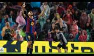 Gabriel Jesús celebra bajo la lluvia su primer gol con la casaca del Barca