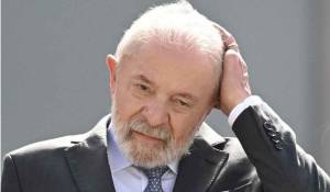Presidente de Brasil permanece en reposo por laberintitis