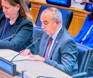 El embajador cubano Ernesto Soberón Guzmán durante su intervención en la Asamblea General de la ONU.