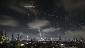 Continúa la escalada: Presidente iraní exige poner fin a agresión de Israel