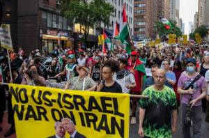 Marcha en Nueva York el pasado lunes dijo No a la guerra de EE. UU. e Israel contra Irán