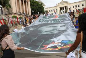 Los jóvenes cubanos rendirán sentido homenaje por estos días al Comandante en Jefe Fidel Castro Ruz.