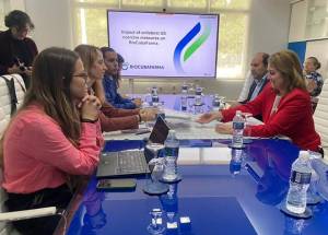 Directivos y científicos de BioCubaFarma, el Instituto Finlay de Vacunas, el Centro de Neurociencias y Laboratorios MedSol  se reunieron con la Relatora.