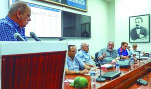 En la capital, explicó el Ministro de Energía y Minas, se está revisando, con mayor profundidad, la rotación de los bloques y, dentro de los bloques, aquellos circuitos con más horas de afectación.