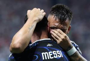 Lautaro Martinez llora de alegría tras conseguir el gol de la clasificación de Argentina a la final