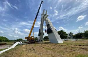 Restauran en Pinar monumento a los Hermanos Saíz