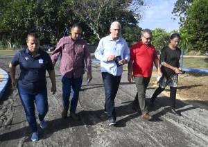 Presidente Díaz-Canel visita la fuente de abasto Aguada del Cura, ubicada en el capitalino municipio de Boyeros