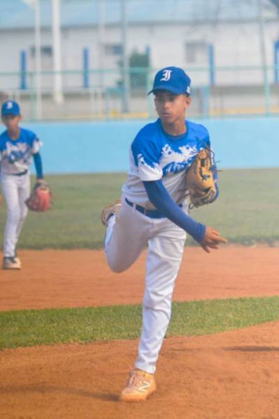 Alan López lanzó un excelente partido frente a Santiago de Cuba