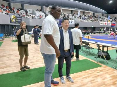 Foto tomada del perfil de Facebook de la Embajada de Cuba en Japón