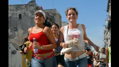 Jóvenes cubanos se alistan para su IX Congreso