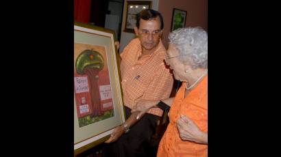 Melba recibió el Premio de la Dignidad de manos de Tubal Páez