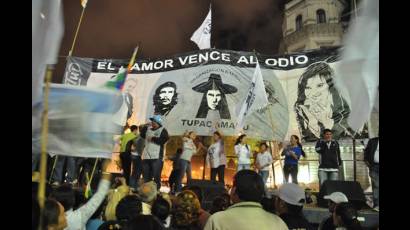 Triunfo de Cristina Fernández en Argentina