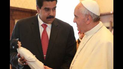 Papa Francisco y Nicolás Maduro