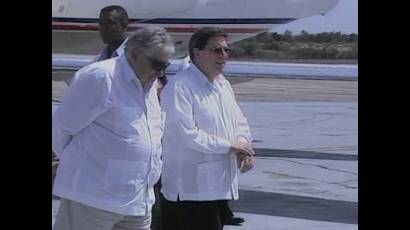 José Mujica a su llegada a Santiago de Cuba