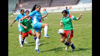 Equipo femenino cubano