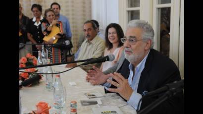 Plácido Domingo en la conferencia de prensa