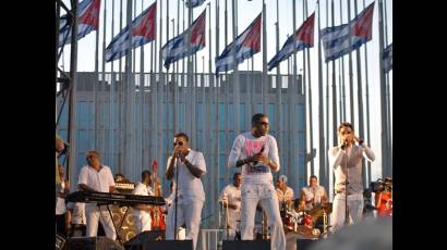 Concierto de la orquesta Pupy y los que Son Son en la Tribuna Antimperialista José Martí.