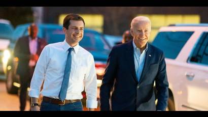 Joe Biden y Pete Buttigieg