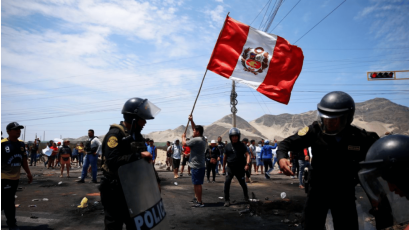 El saldo de muertes provocado por la represión de las manifestaciones ponen en entredicho la legitimidad de Boluarte ante la ciudadanía. 