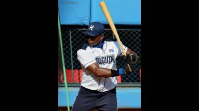 Edilse ha sido uno de los mejores bateadores de fuerza de los últimos años en Cuba.