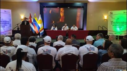 El presidente de Cuba, Miguel Díaz-Canel, envió un abrazo fraterno a los participantes en el VI Encuentro Regional de Cubanos residentes en América Latina y el Caribe 