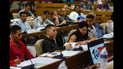 Los debates realizados en las comisiones del 10mo. Congreso