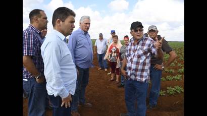 Presidente cubano visita la provincia de Ciego de Ávila.