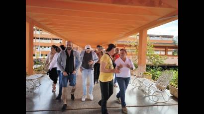 Visita de integrantes de la Cooperativa Social Arcobaleno de Turín, Italia, a obras sociales del Proyecto Quisicuaba.