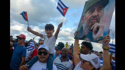 El pueblo de la capital, en representación de toda Cuba, expresó su contundente rechazo al bloqueo.