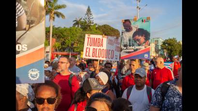 El 1ro. de Mayo marchamos para reafirmarnos en nuestra dignidad y en nuestro proyecto nacional liberador y de justicia frente a las apetencias y mezquindades externas. 