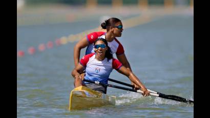 Actuación del remo femenino cubano en Szeged