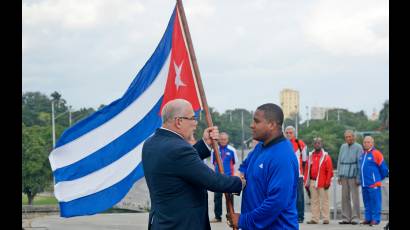 Abanderamiento del equipo de Granma, selección cubana que representará a toda Cuba durante la 70ma edición de la Serie del Caribe.