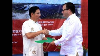 Embajador de China en Cuba reconoce puesta en marcha de parque solar fotovoltaico.