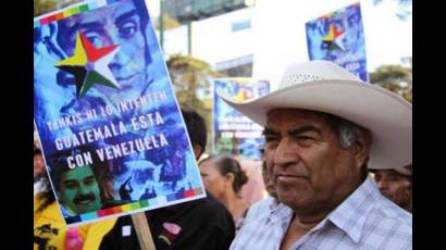 Movimientos sociales en el mundo expresan solidaridad con Maduro